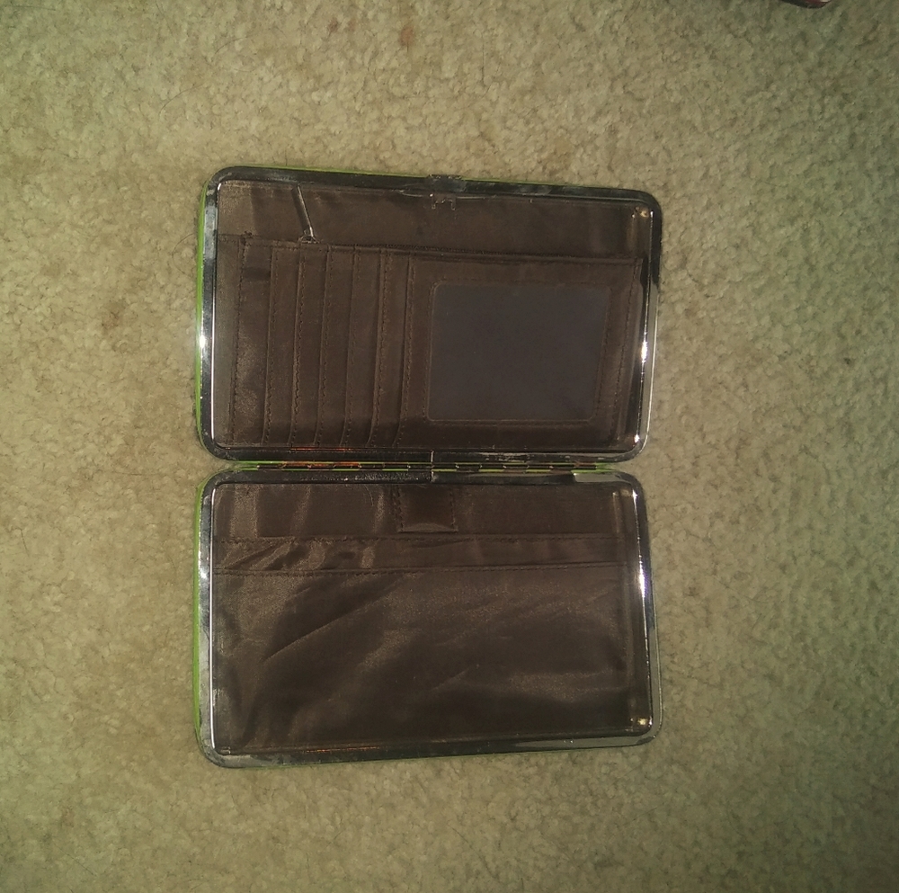 Wallet - Picture 3 of 3